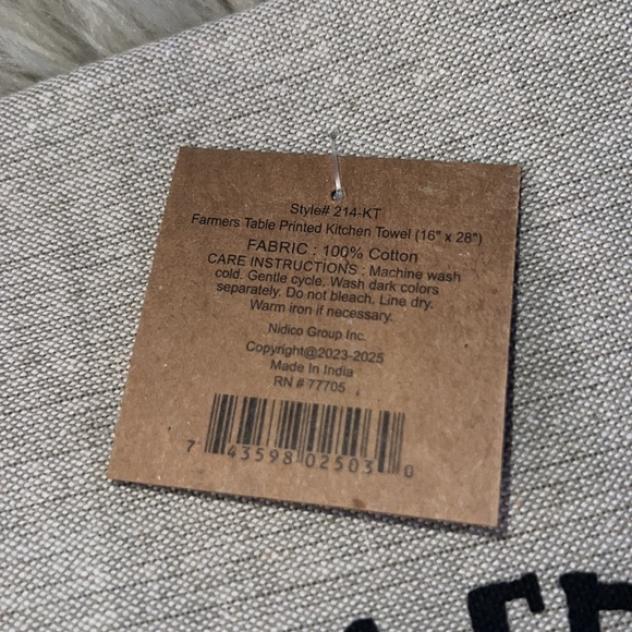 ๐ NWT Farm Fresh Eggs Kitchen Towel - Picture 8 of 10